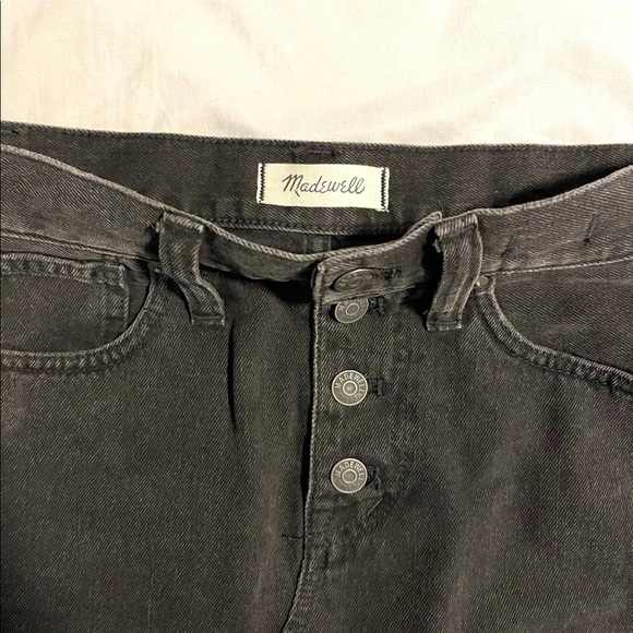 Madewell Rigid Denim A-Line Mini Skirt in Lunar Wash: Button-Front Edition - Picture 4 of 5